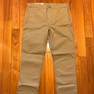 Levi’s 511 slim trouser - 33x32 - khaki - new wtag